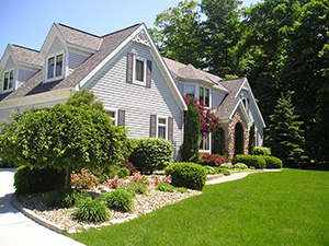 Landscapers and Lawncare Services in Highlands, TX